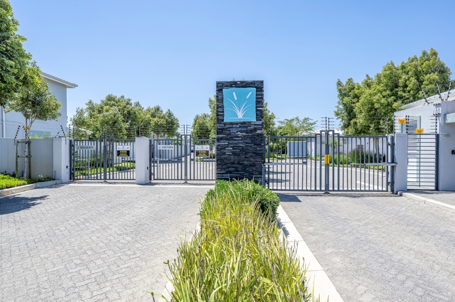 3 Bedroom Property for Sale in Burgundy Estate Western Cape